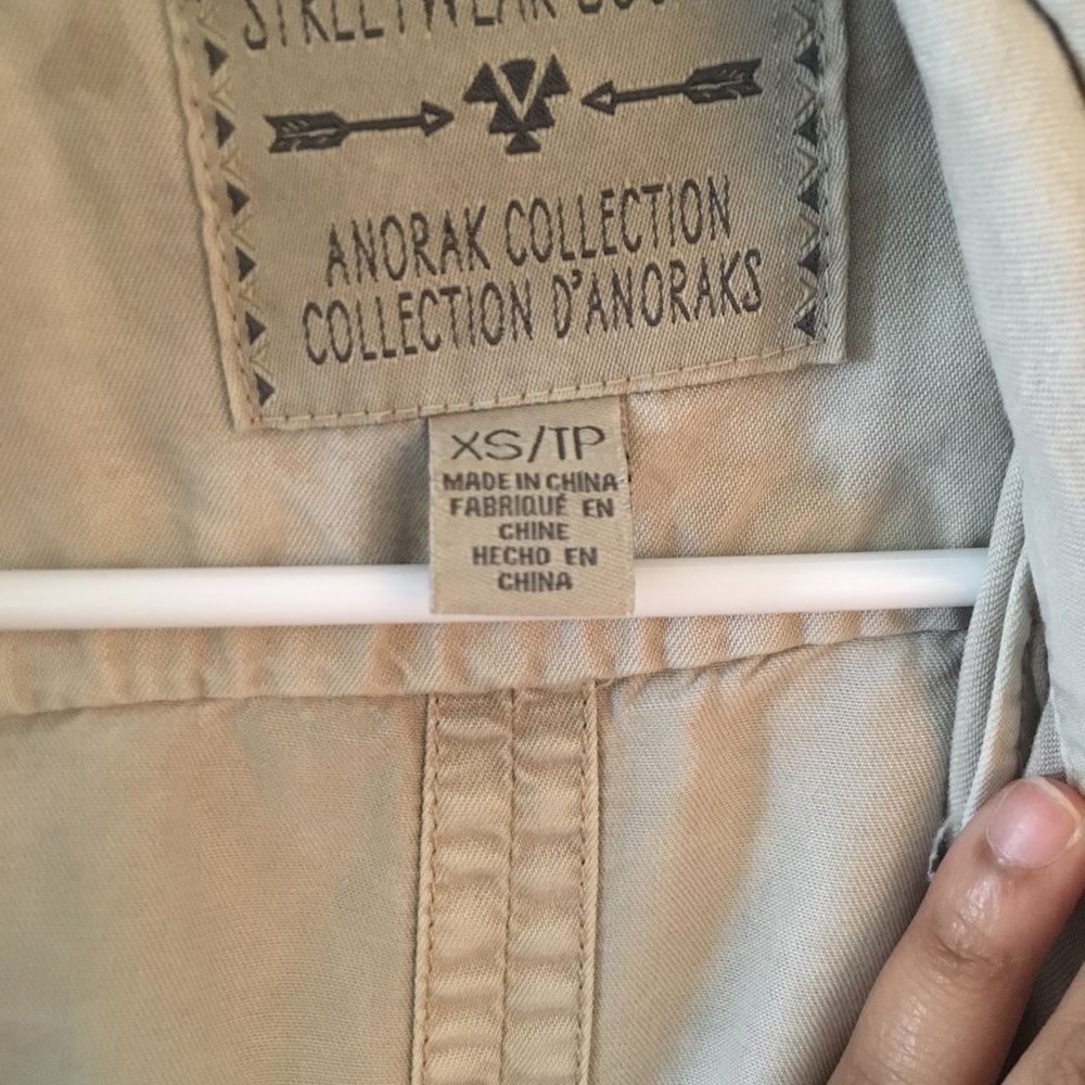 Utility Jacket - Picture 2 of 3
